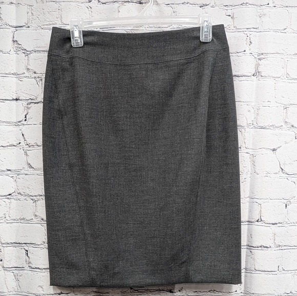 Gray Loft skirt - Picture 1 of 5